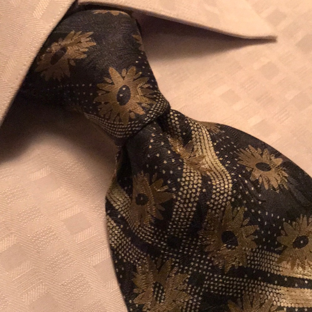 Tie